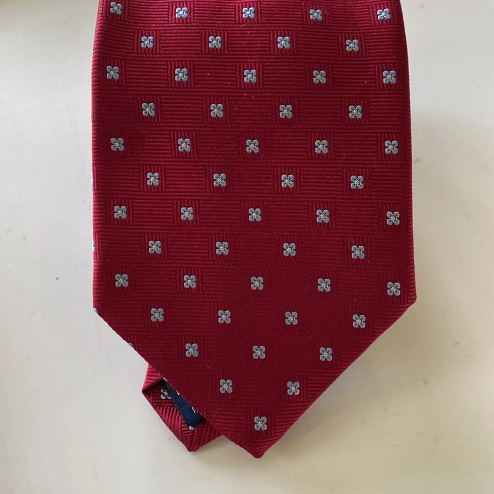 Brooks Brothers Pure Silk Red Tie. Woven in England